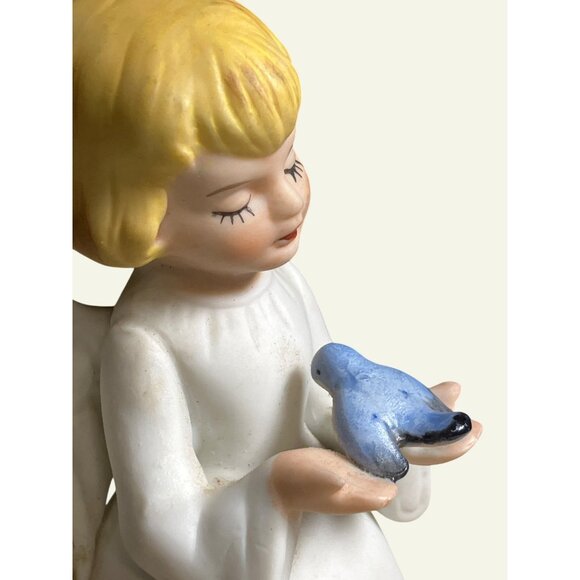 Home Interiors Angel Bell Porcelain Bisque Figurine Holding Blue Bird HOMCO - Picture 5 of 14